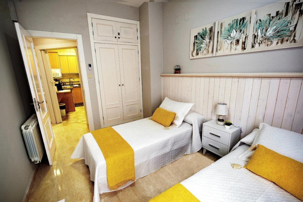 Majestuosa Alhambra Nuevo Apartamento Γρανάδα Εξωτερικό φωτογραφία